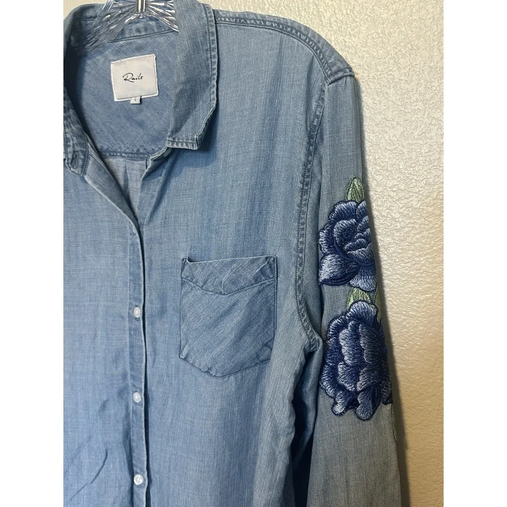 RAILS Val Vintage Floral Patch Chambray Blue Button Down Tie Up Shirt sz.Large - Picture 3 of 10
